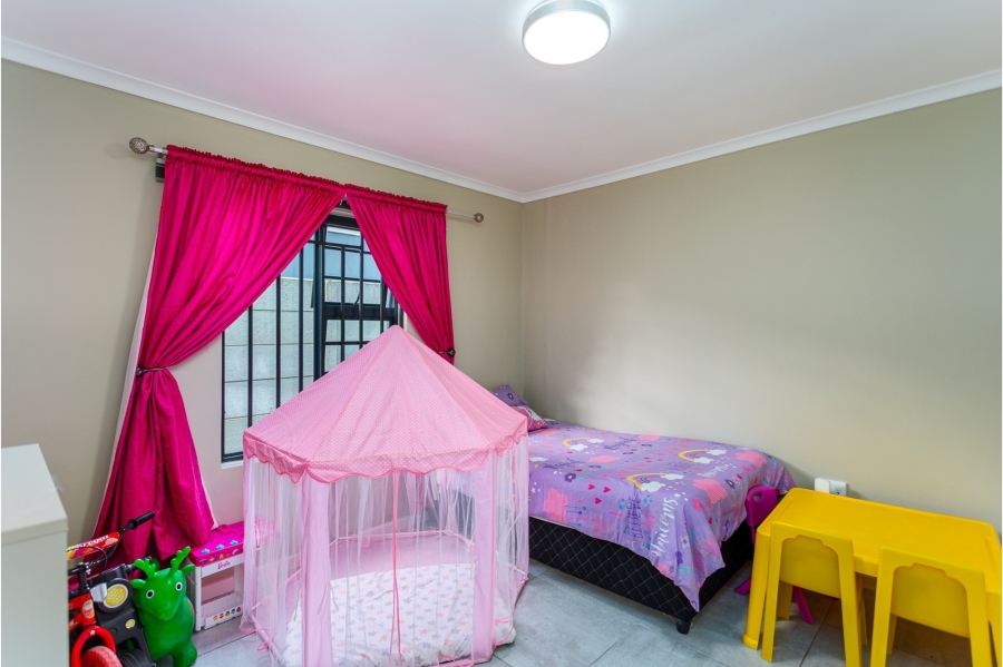 3 Bedroom Property for Sale in Windsor Park Estate Western Cape
